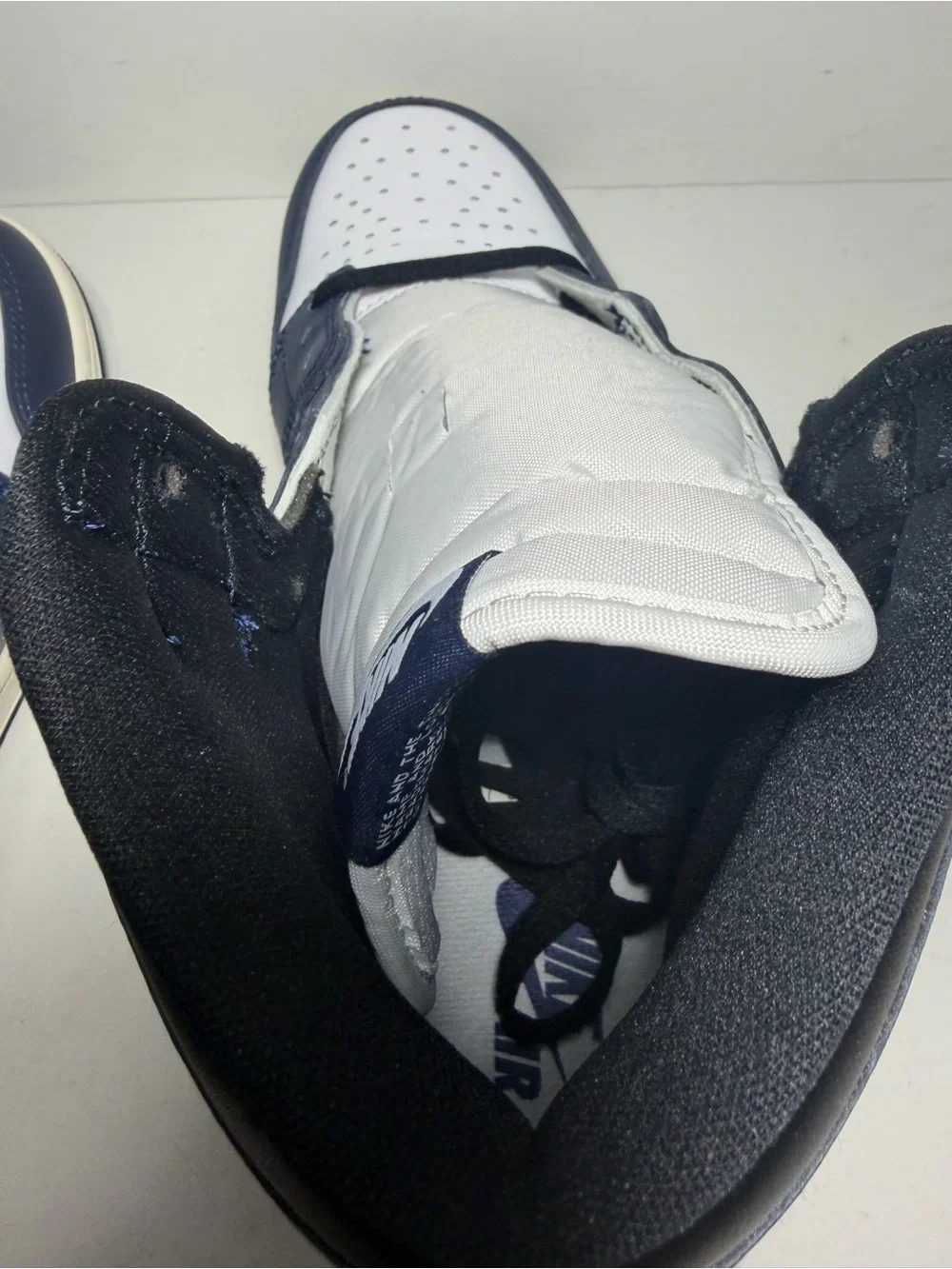 Nike Air Jordan 1 High OG Midnight Navy Black White Sneakers US 10 DZ5485-401